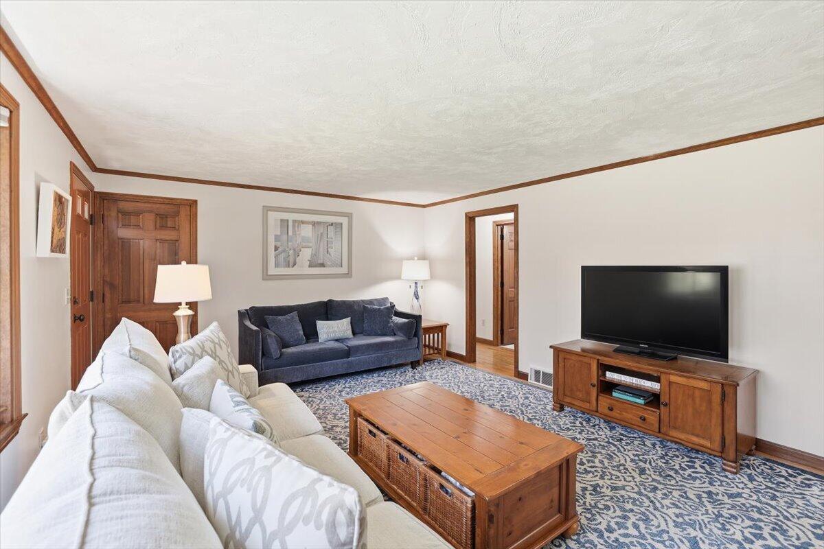 106 Pine Street Yarmouth MA 02675