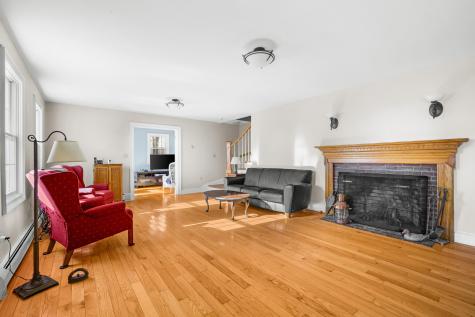 28 Shore Road Harwich MA 02671