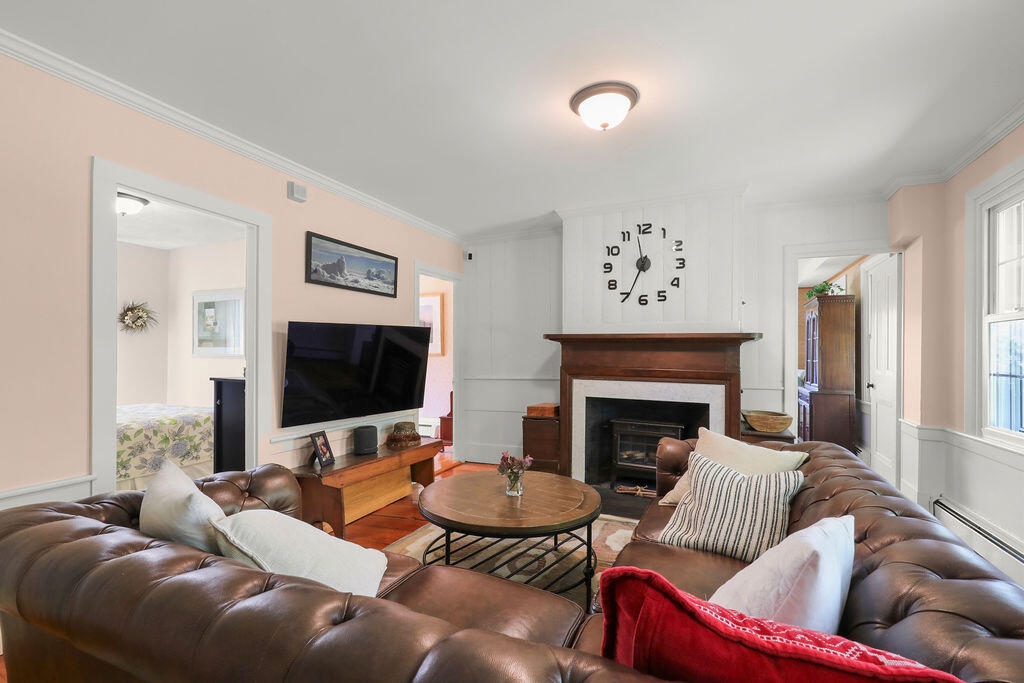 78 Cotuit Road Sandwich MA 02563