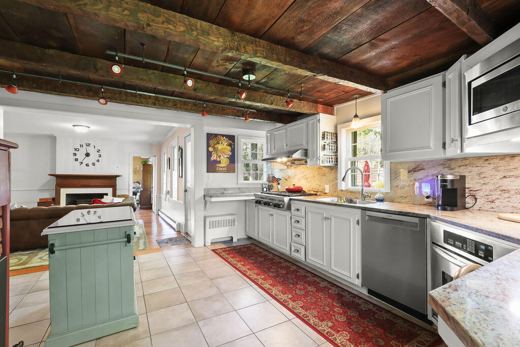 78 Cotuit Road Sandwich MA 02563