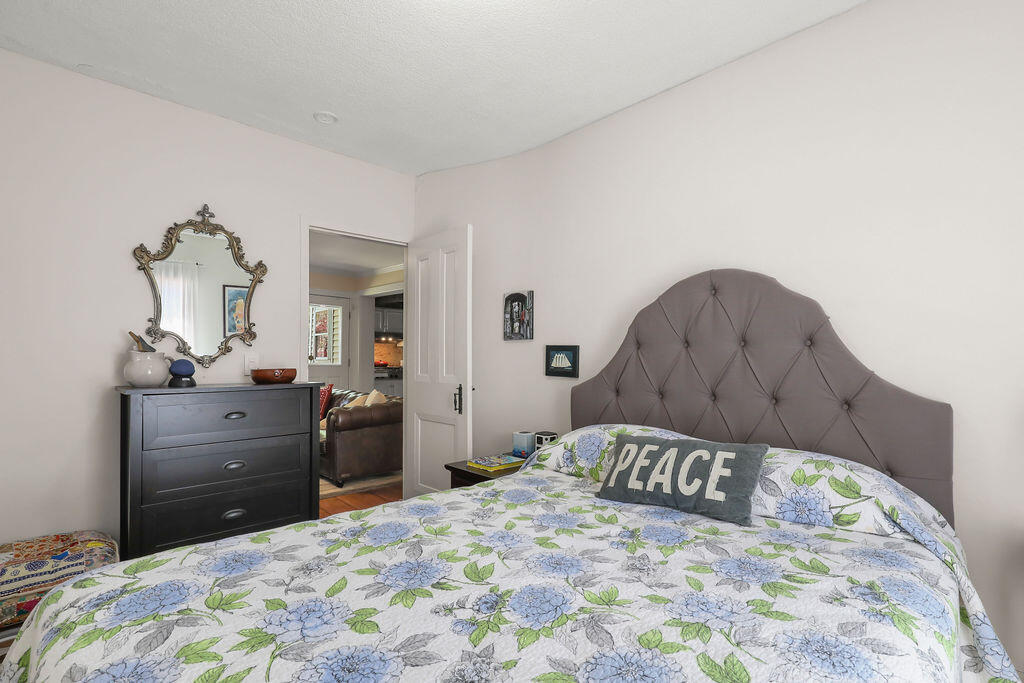 78 Cotuit Road Sandwich MA 02563