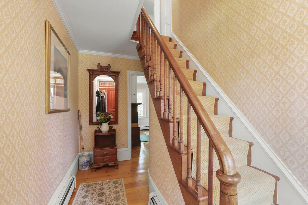 78 Cotuit Road Sandwich MA 02563