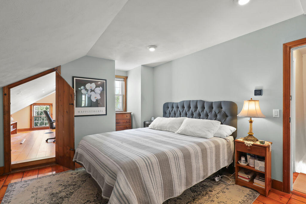 78 Cotuit Road Sandwich MA 02563