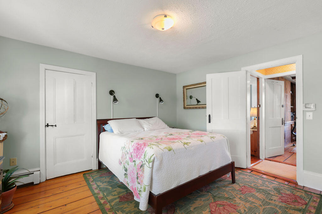 78 Cotuit Road Sandwich MA 02563