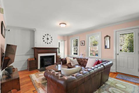 78 Cotuit Road Sandwich MA 02563