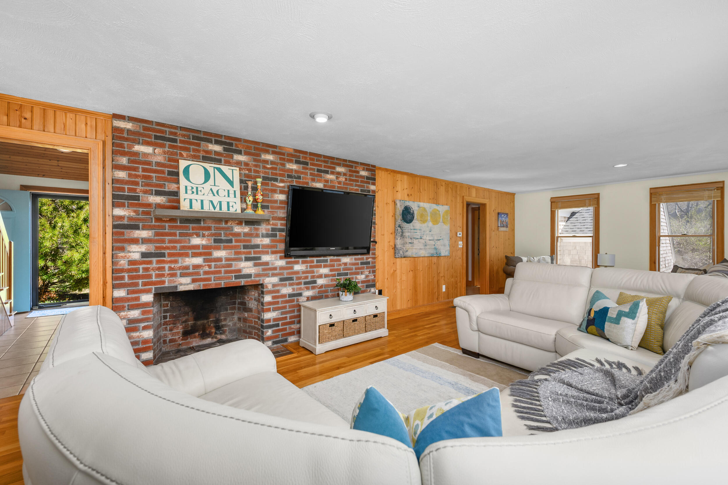 61 Linda Lane Barnstable MA 02601