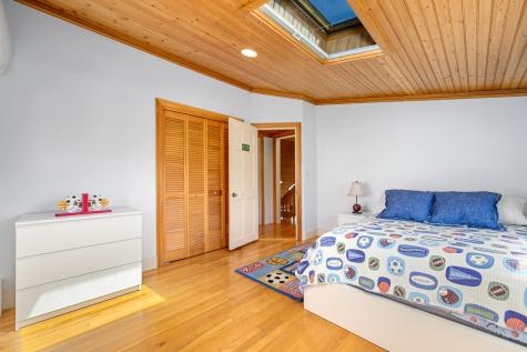 61 Linda Lane Barnstable MA 02601