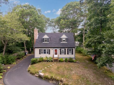 28 Cranberry Avenue Mashpee MA 02649