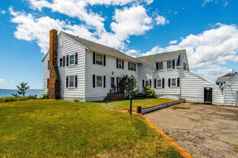 43 Shore Road Yarmouth MA 02673