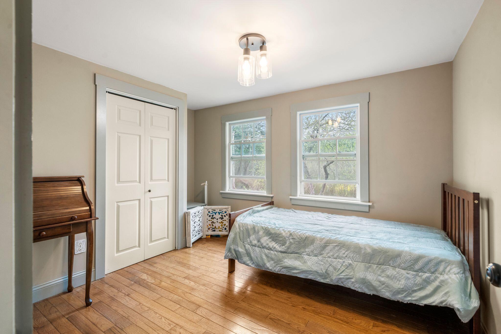 18 Race Road Yarmouth MA 02673