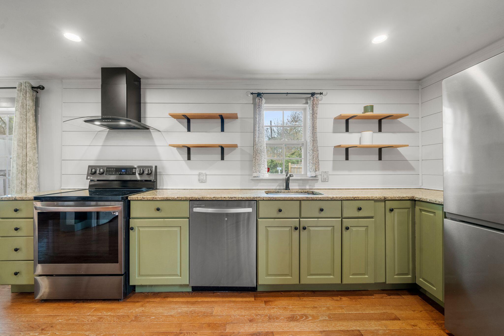 18 Race Road Yarmouth MA 02673