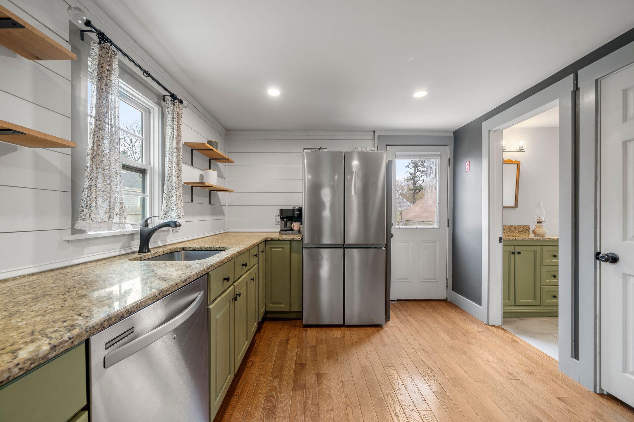 18 Race Road Yarmouth MA 02673