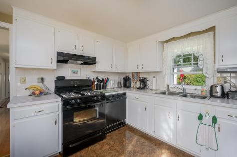 20 Independence Road West Yarmouth MA 02673