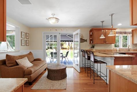 842 Main Street Wareham MA 02571