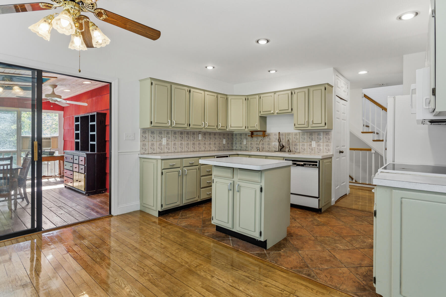 30 Rogers Road Falmouth MA 02540