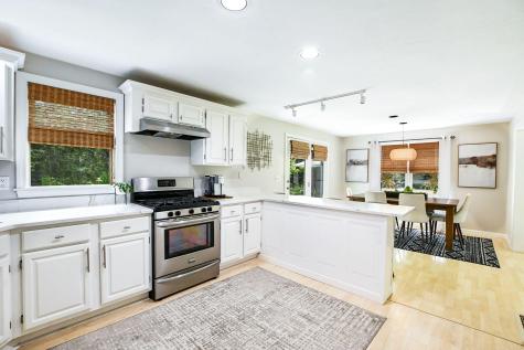 5 Windsong Road Forestdale MA 02644