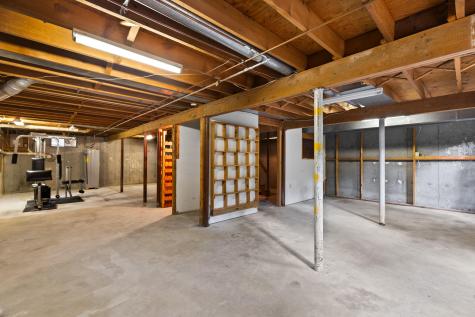204 Woods Hole Road Falmouth MA 02540