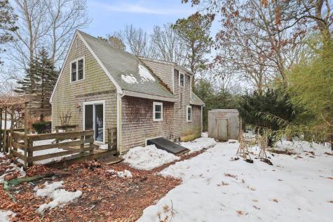 11 Webquish Lane Mashpee MA 02649