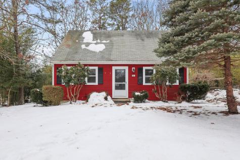 11 Webquish Lane Mashpee MA 02649