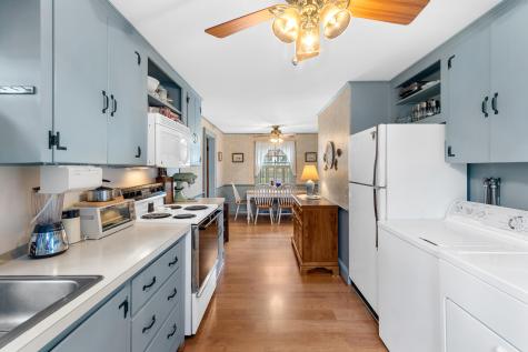 12 Cross Street Dennis MA 02639