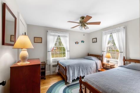 12 Cross Street Dennis MA 02639