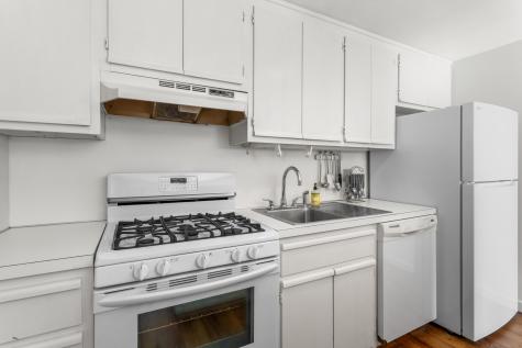 21 Mill Road Falmouth MA 02540