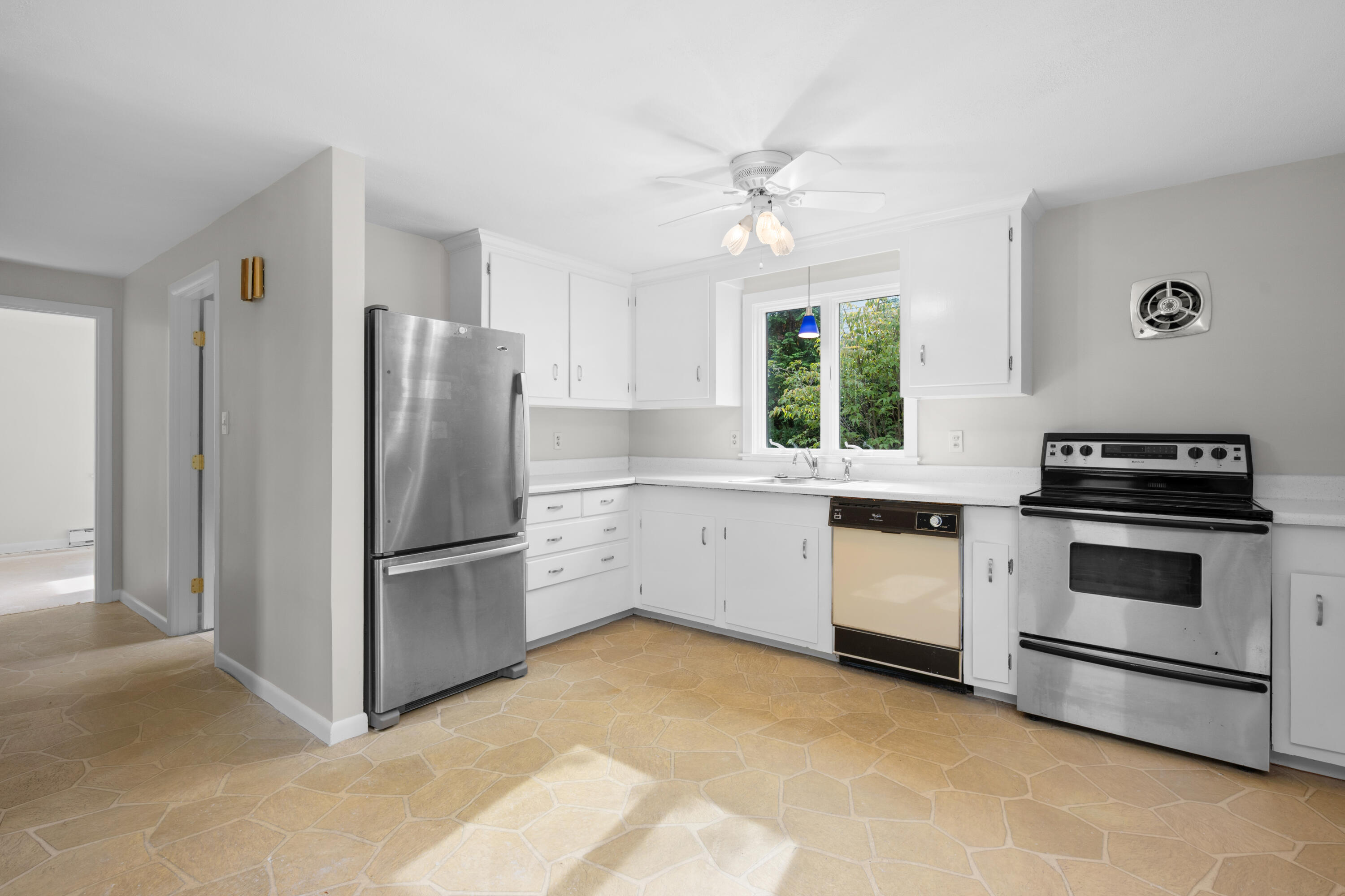 138 Sippewissett Road Falmouth MA 02540