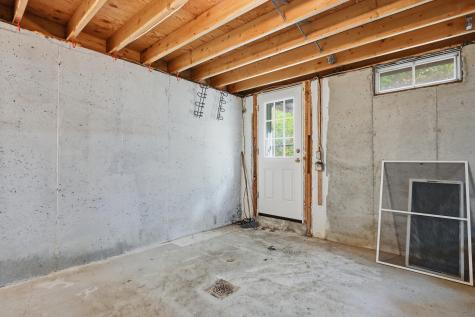 138 Sippewissett Road Falmouth MA 02540