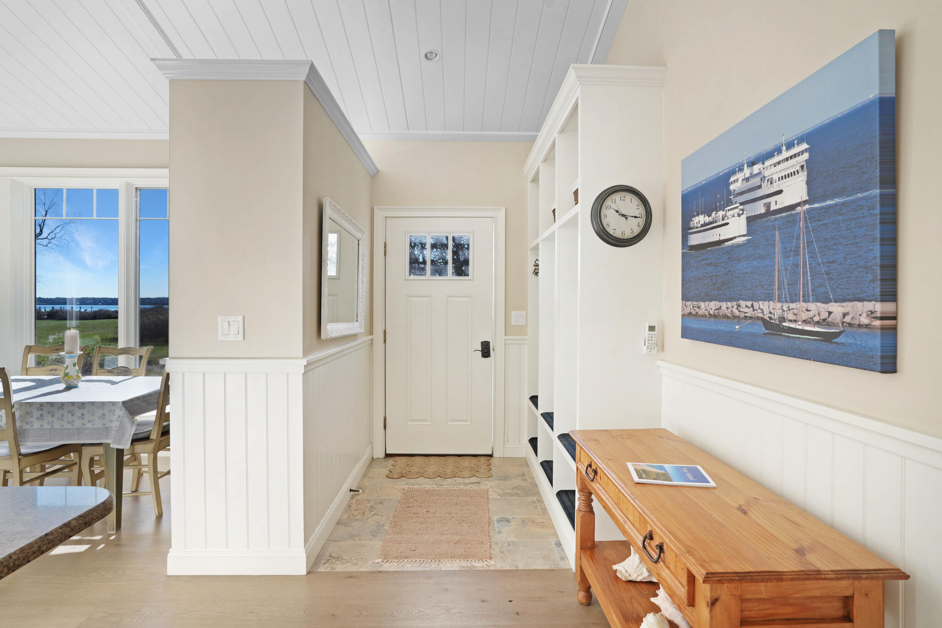 16 Frog Hollow Vineyard Haven MA 02568
