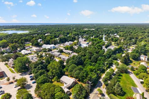 21 Old Colony Road Harwich MA 02645