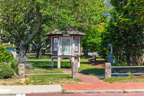 21 Old Colony Road Harwich MA 02645