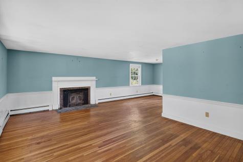21 Old Colony Road Harwich MA 02645