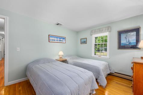 4 Baywood Drive MA 02653