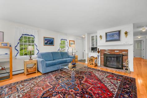 4 Baywood Drive MA 02653