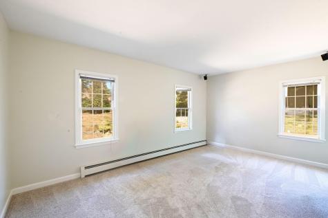 211 James Circle Mashpee MA 02649