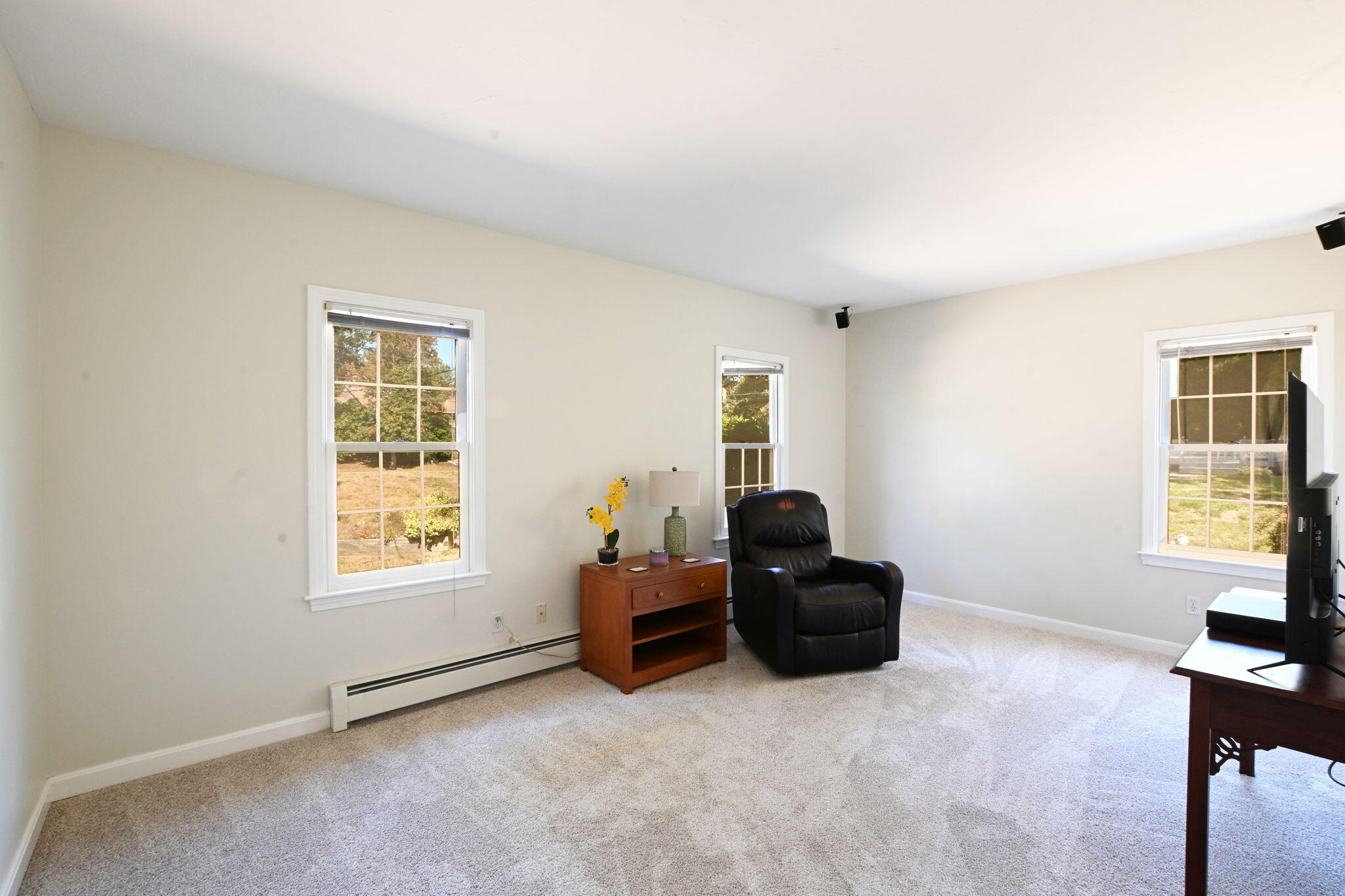 211 James Circle Mashpee MA 02649