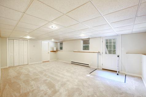 211 James Circle Mashpee MA 02649