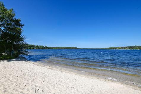 211 James Circle Mashpee MA 02649