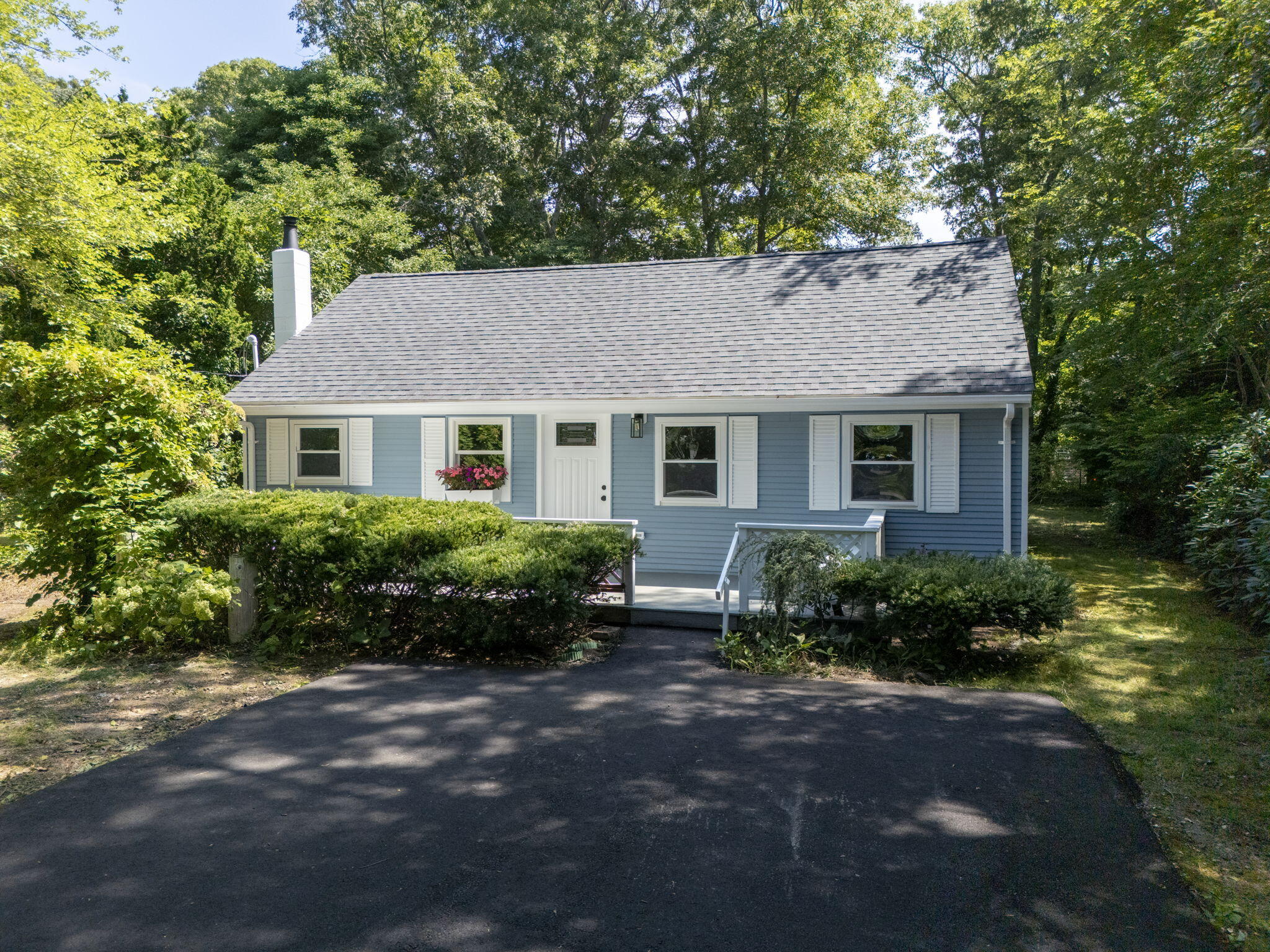 46 Lake Shore Drive East Falmouth MA 02536