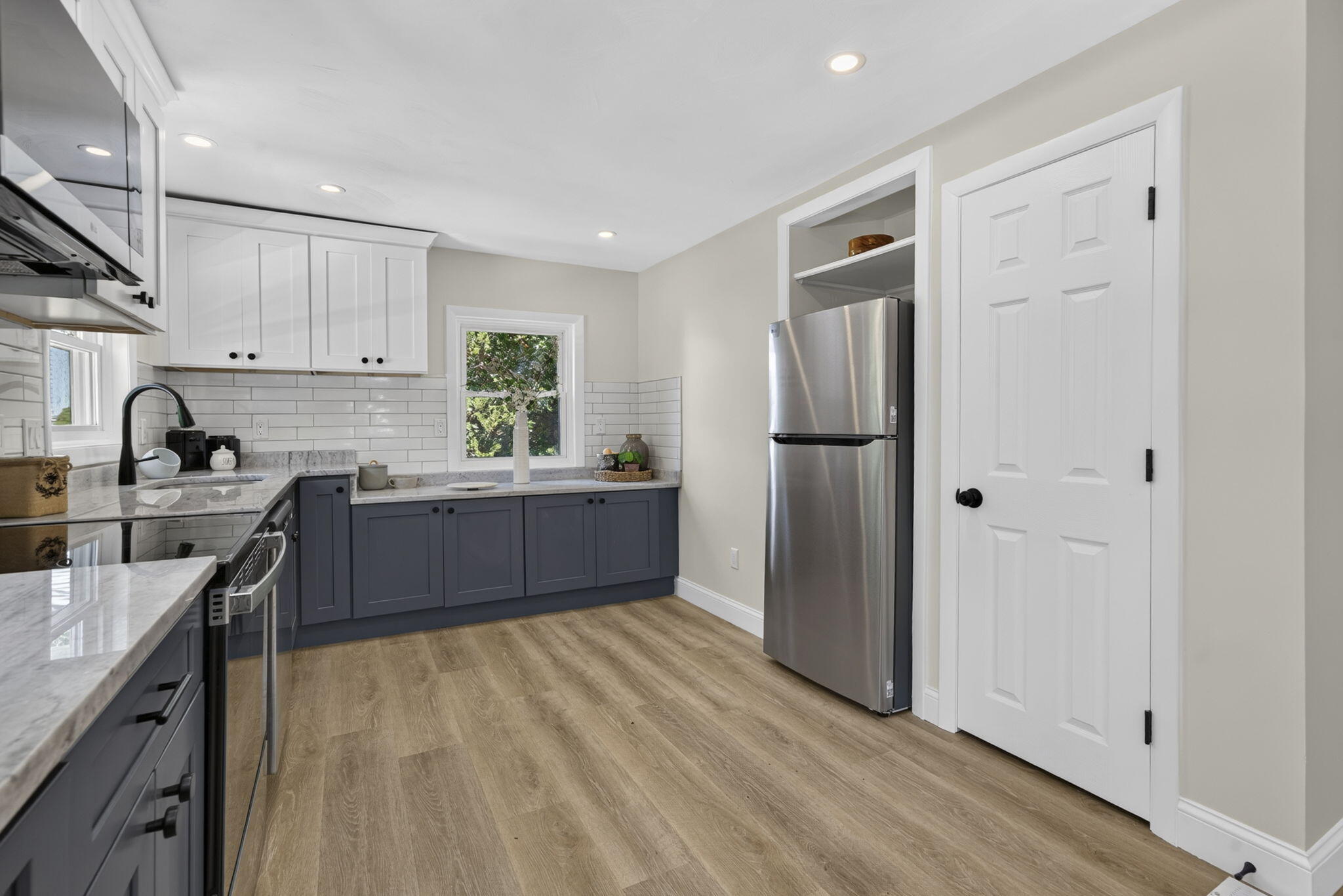 46 Lake Shore Drive East Falmouth MA 02536