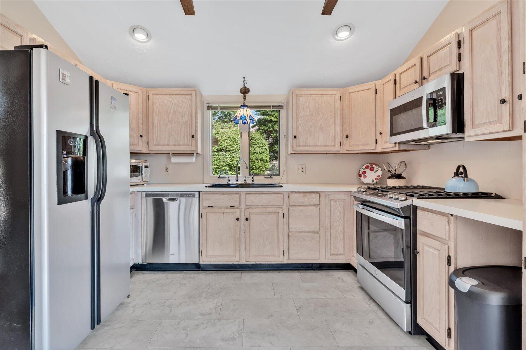 11 Canary Lane West Yarmouth MA 02673