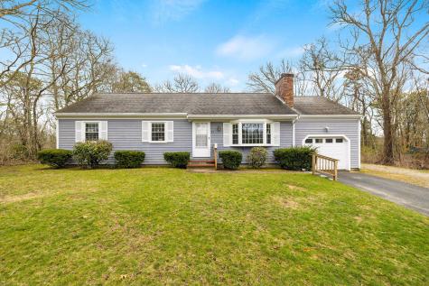 93 Pebble Lane Falmouth MA 02556