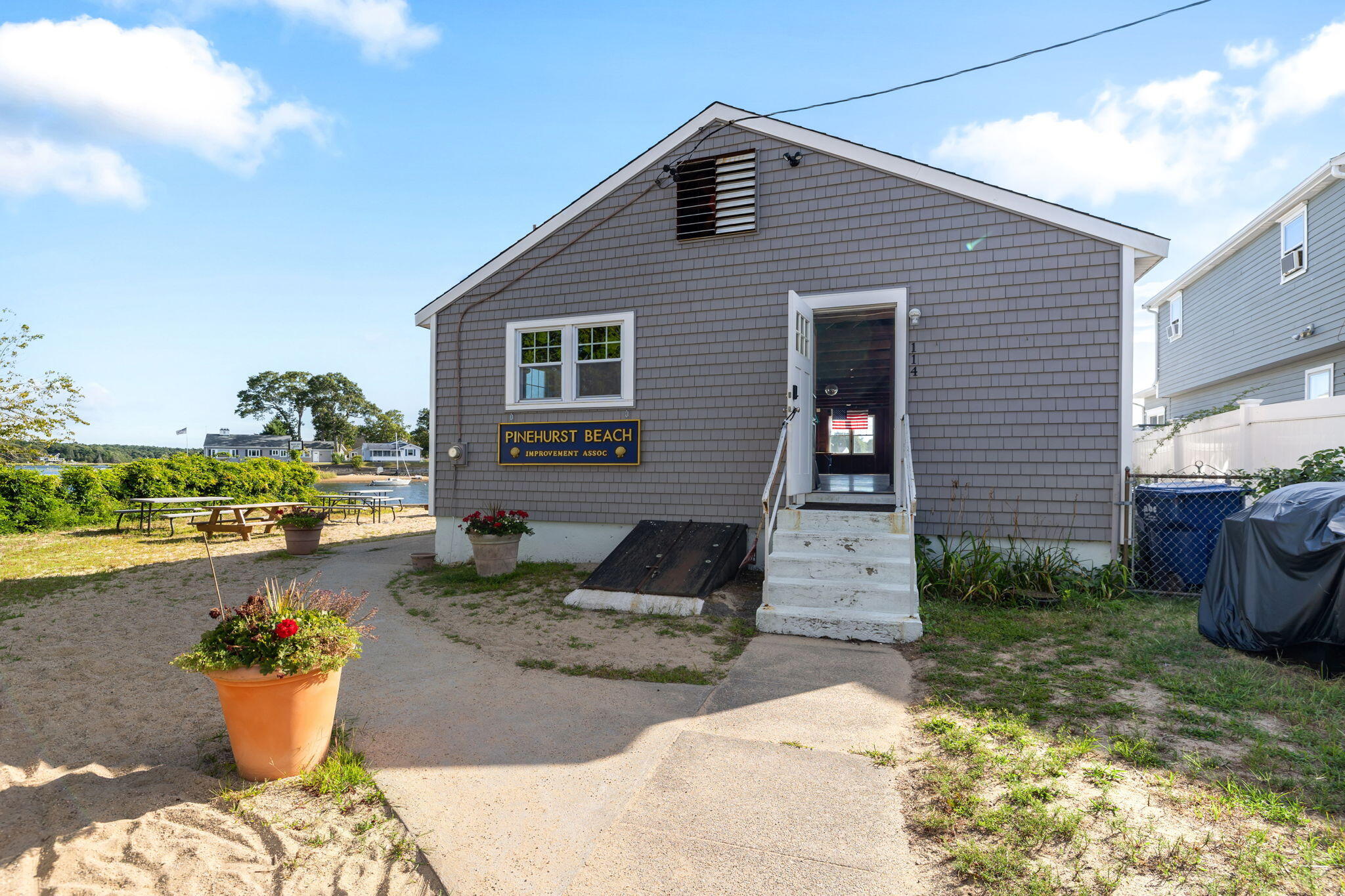 8 Cottage Street Wareham MA 02571