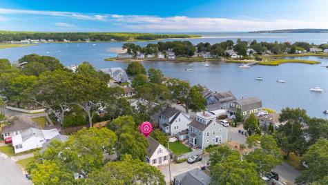 8 Cottage Street Wareham MA 02571