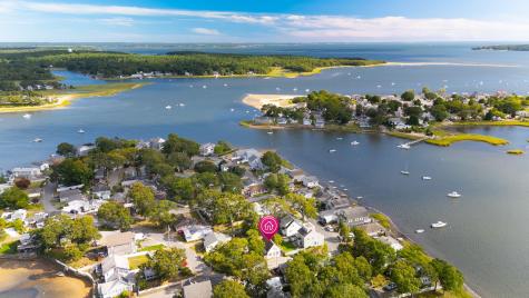 8 Cottage Street Wareham MA 02571