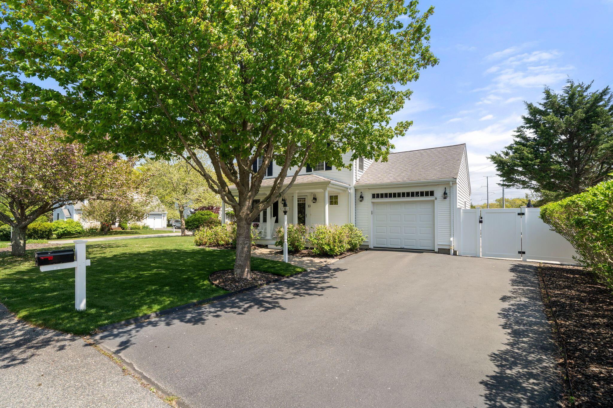 10 Bluestone Terrace East Sandwich MA 02537