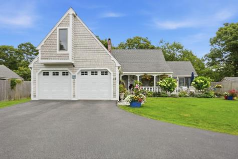 13 Maloney Lane Dennis Port MA 02639