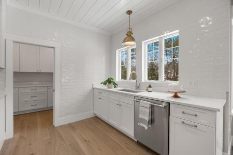 165 Baxter Neck Road Barnstable MA 02648