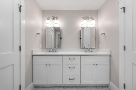 165 Baxter Neck Road Barnstable MA 02648