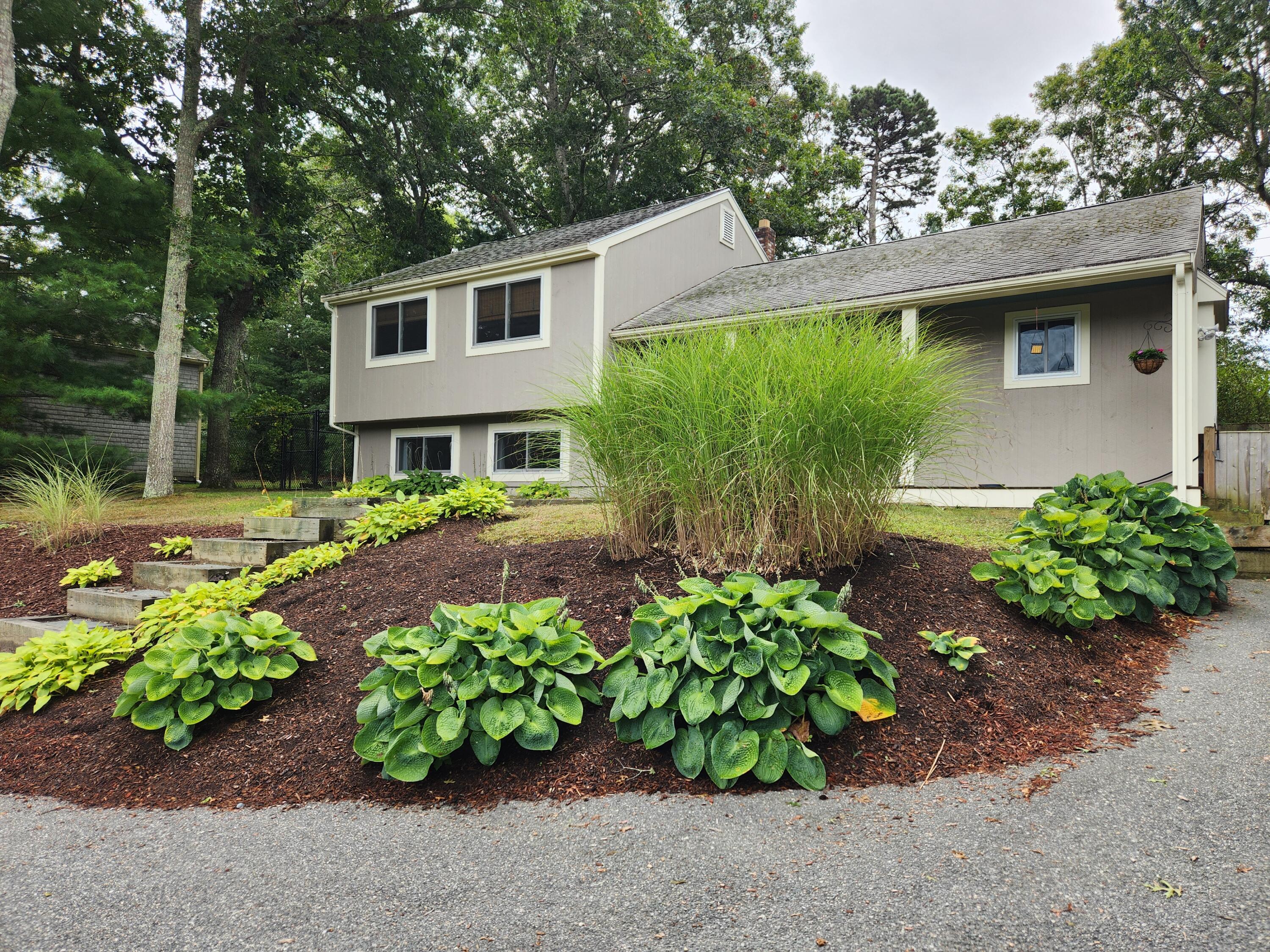 10 Howard Avenue Bourne MA 02553